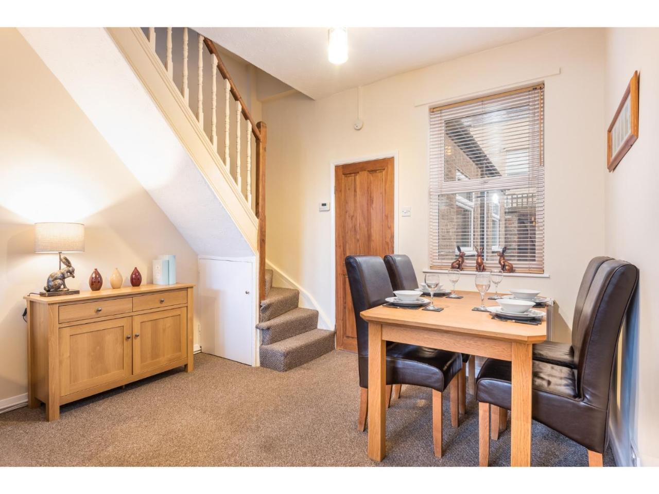 Beautiful 2 Bed With Free Parking - Pass The Keys Apartment York Exterior photo