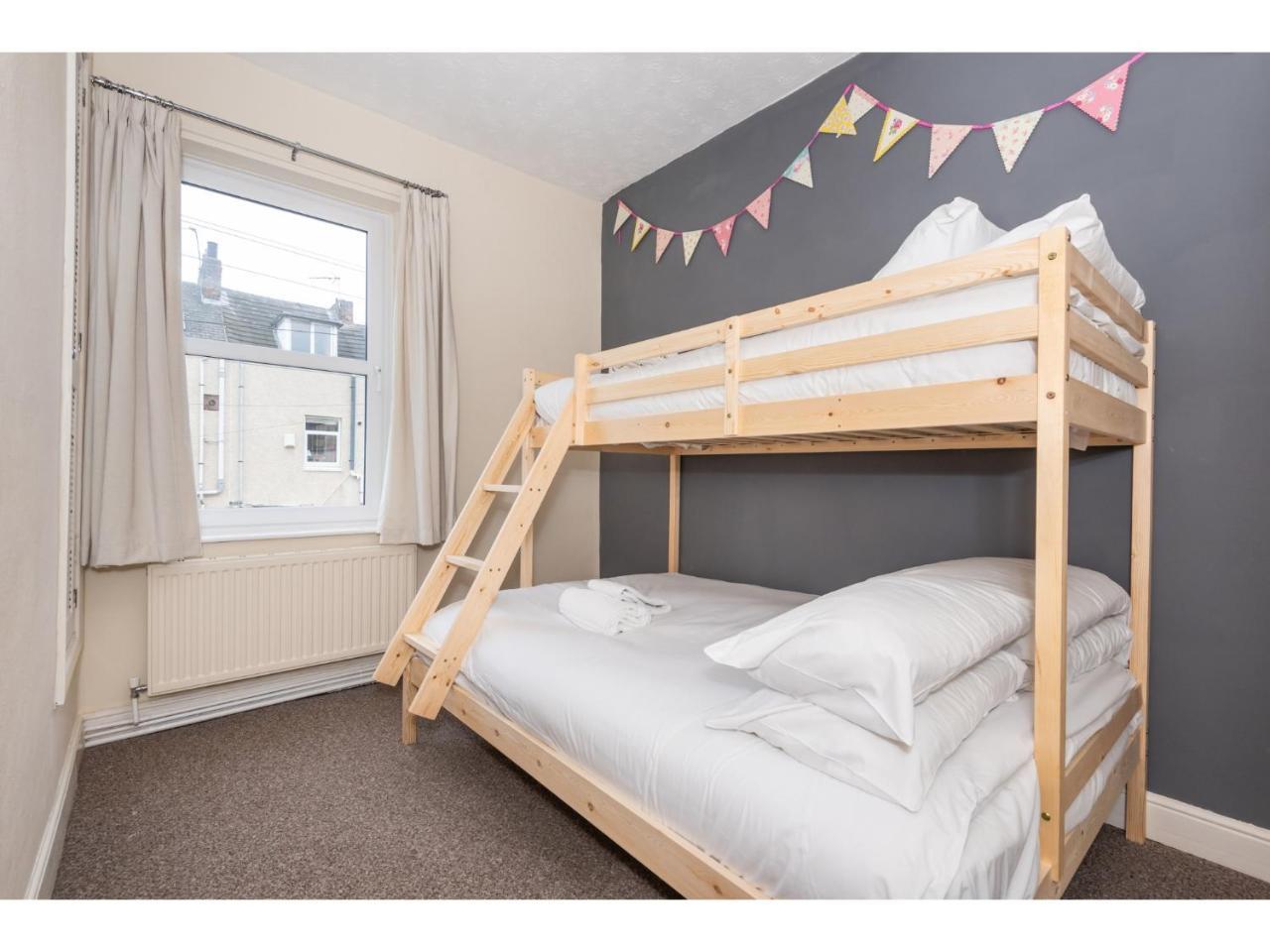 Beautiful 2 Bed With Free Parking - Pass The Keys Apartment York Exterior photo