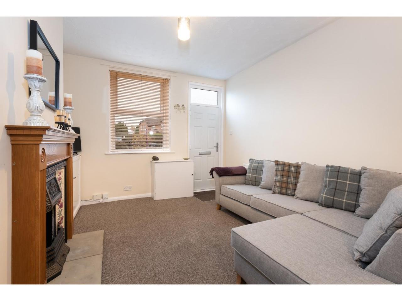 Beautiful 2 Bed With Free Parking - Pass The Keys Apartment York Exterior photo