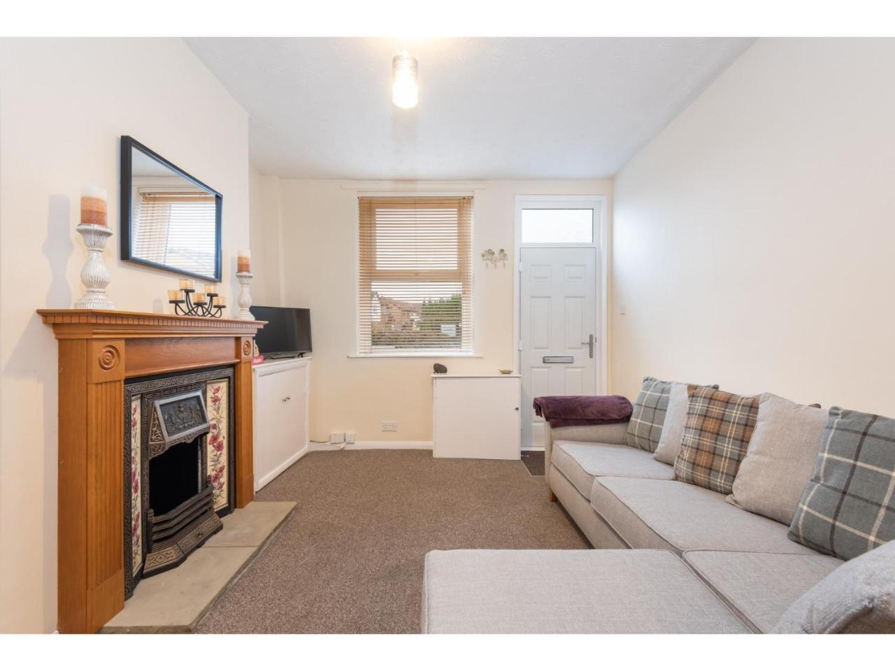 Beautiful 2 Bed With Free Parking - Pass The Keys Apartment York Exterior photo